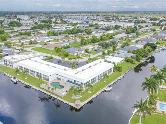 Condo for sale in Cape Coral, Lee County