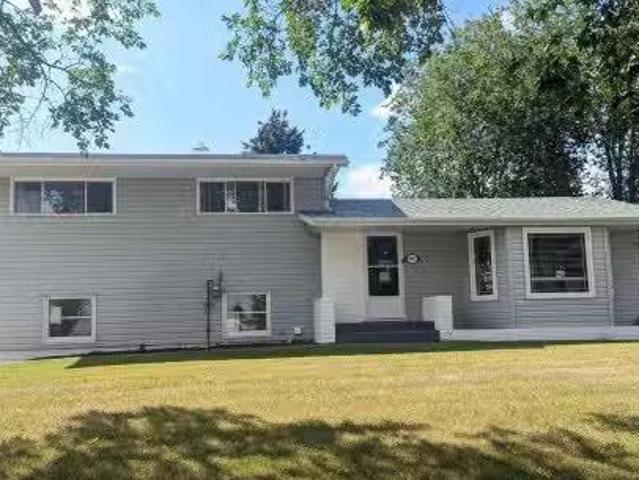 House for sale in Alberta