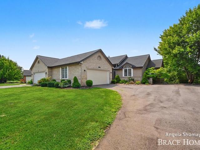Condo for sale in Grand Rapids, Michigan
