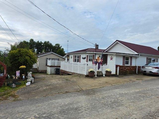 House for sale in Harrisville, Harrison County