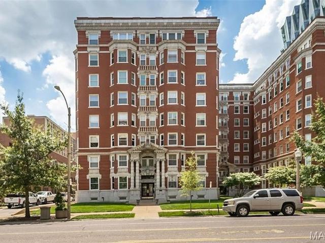 Condo for sale in Saint Louis, Missouri