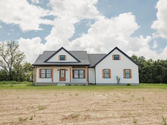 House for sale in Elkton, Kentucky