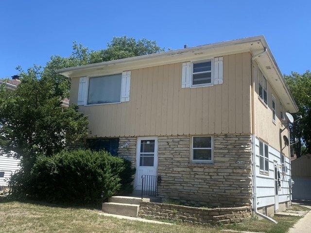 House for sale in Milwaukee, Wisconsin