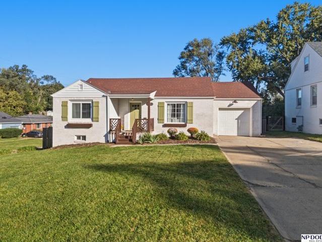 House for sale in Benson, Omaha