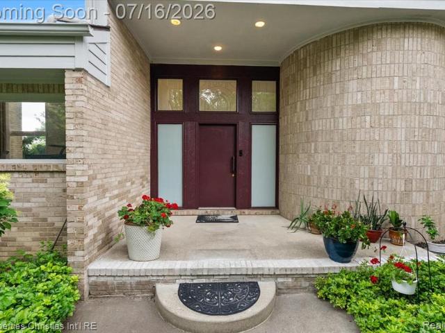 House for sale in West Bloomfield, Michigan