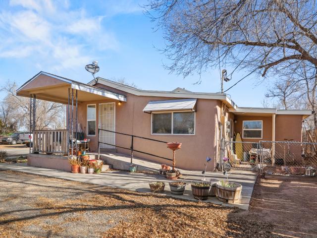 House for sale in Santa Fe, New Mexico