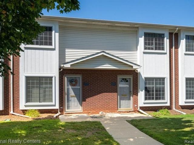 Townhouse for sale in Royal Oak, Michigan