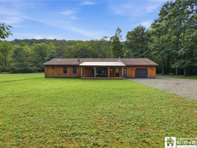 House for sale in Hinsdale, New York