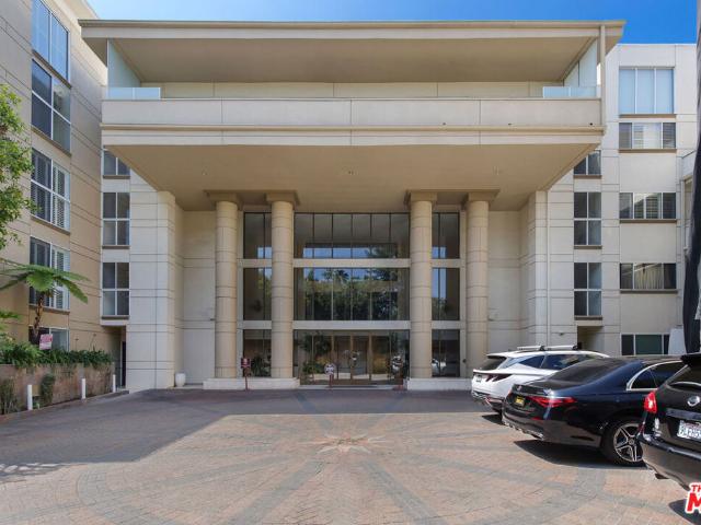 Condo for sale in Encino, Encino Neighborhood Council District
