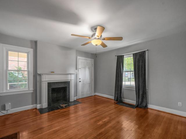 Property for rent in Seven Parks, Lexington