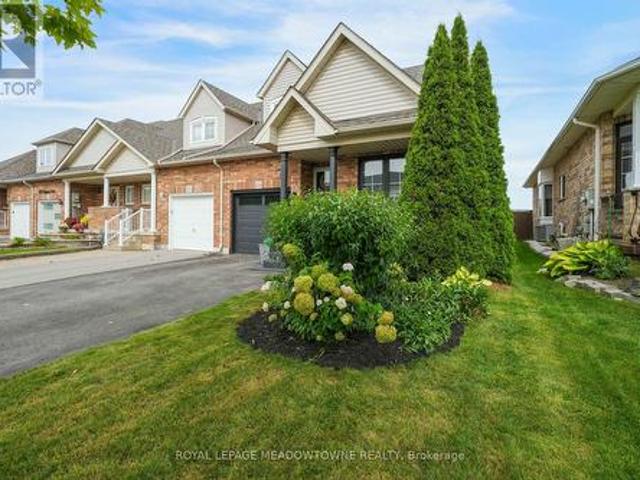 House for sale in Samac, Oshawa