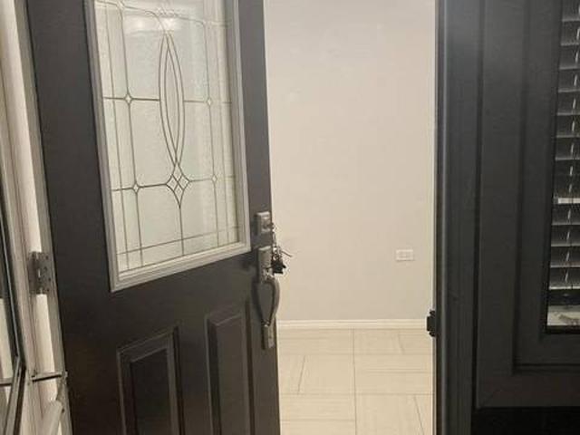 House for rent in Burlington