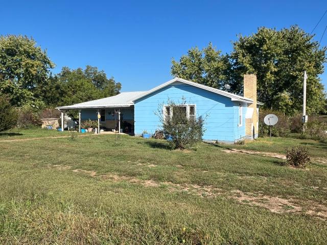 House for sale in Birch Tree, Missouri