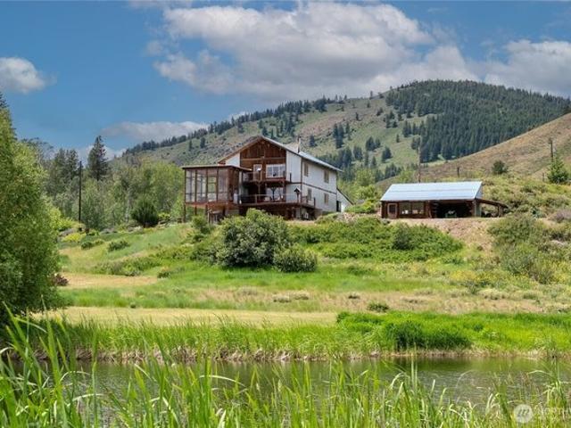 House for sale in Winthrop, Washington