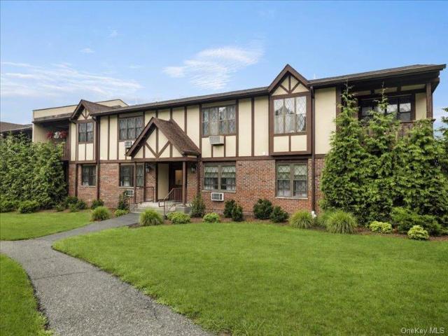 Condo for sale in Rockland, New York