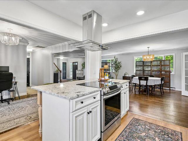 House for sale in Shady Side, Maryland