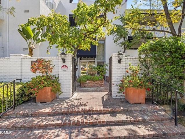 Condo for sale in Encino Neighborhood Council District, Los Angeles