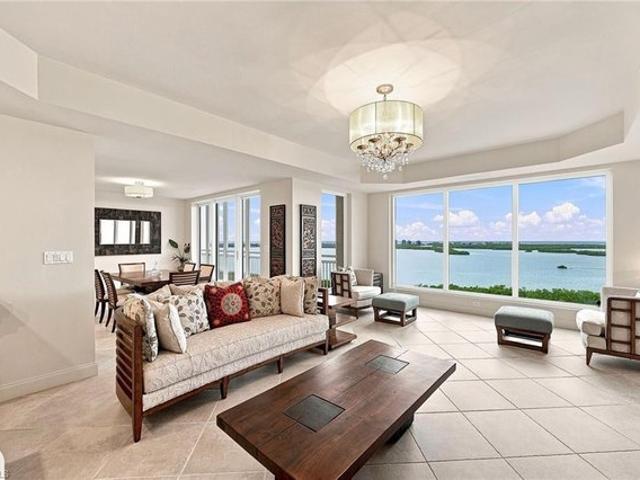 Condo for sale in Bonita Springs, Florida