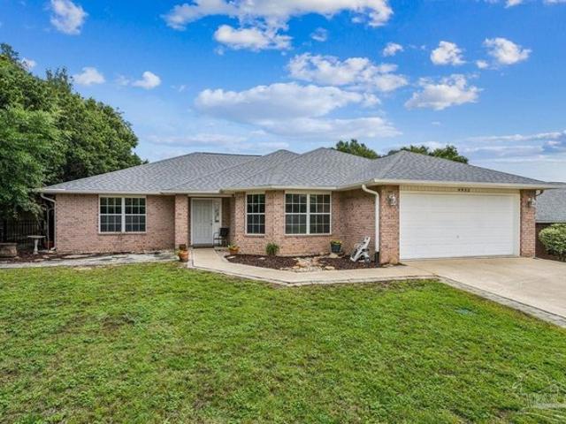 House for sale in Pace, Florida