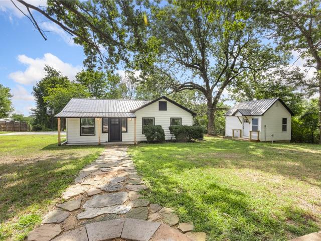 House for sale in Ark
