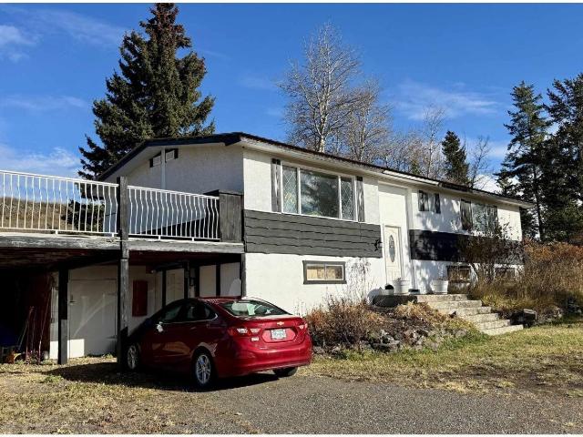 House for sale in 108 Mile Ranch, British Columbia