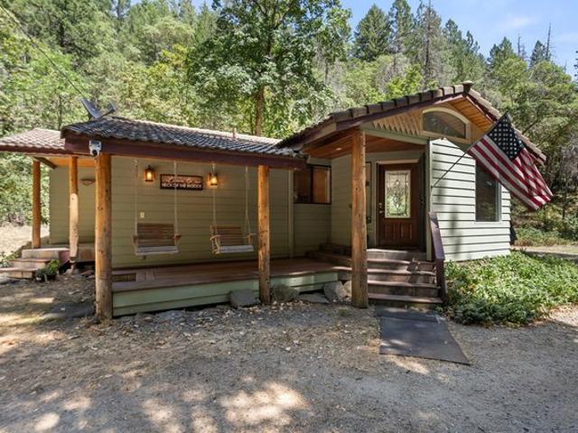 House for sale in Oregonia