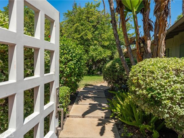 House for sale in Woodland Hills-Warner Center Neighborhood Council District, Canoga Park