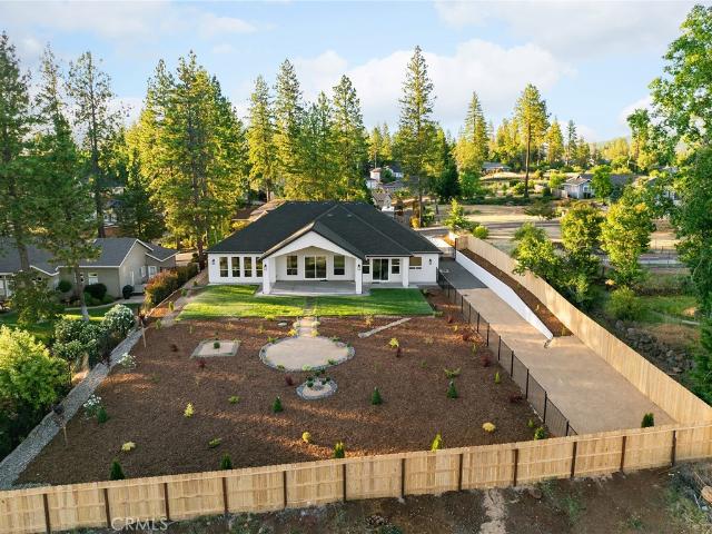 House for sale in Paradise