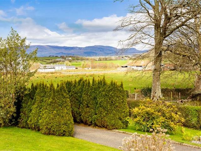 Detached House for sale in Moneygold, Connacht