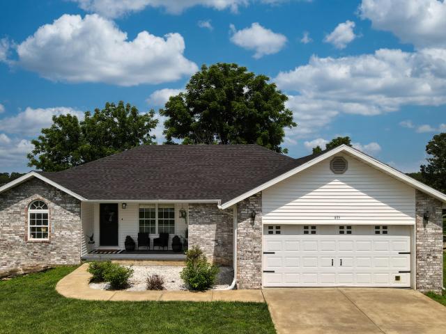 House for sale in Highlandville, Missouri