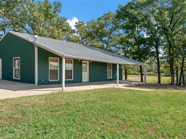 Property for sale in Clarksville, Texas