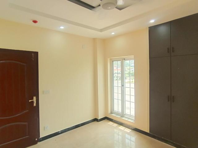 Apartment for sale in Rawalpindi, Bahria Town Phase 8