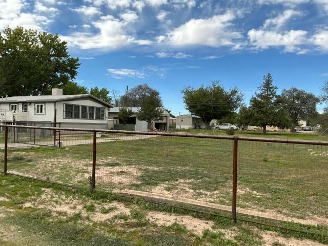 House for sale in Bosque Farms, Valencia County