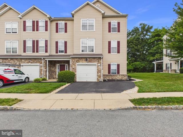 Condo for sale in Yorklyn, Pennsylvania