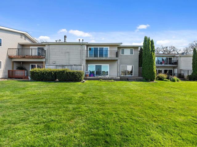 Condo for sale in Waterford, Michigan