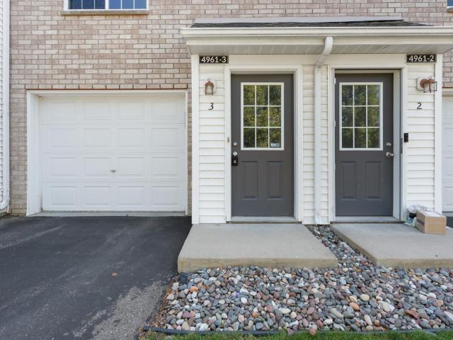Townhouse for sale in Hugo, Washington County