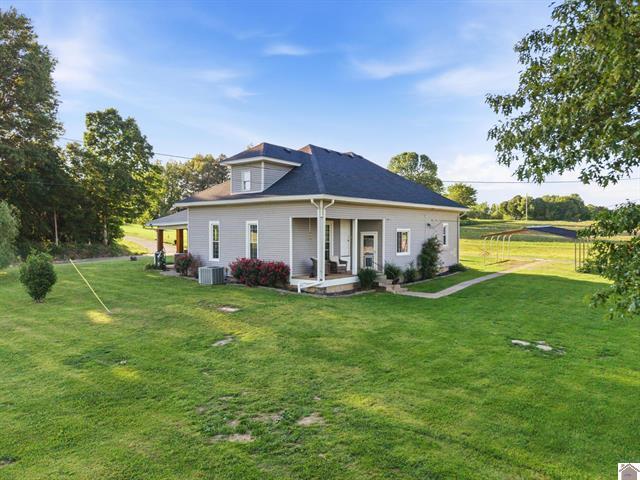 House for sale in Hickman, Kentucky
