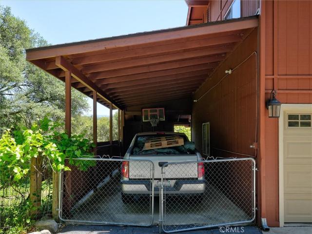 House for sale in Oakhurst, California
