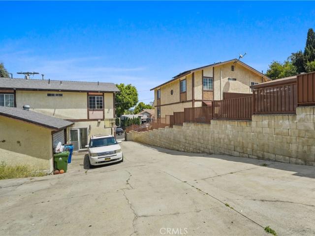 Townhouse for sale in Canoga Park, California