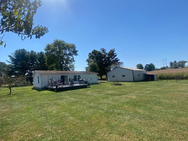 House for sale in Bloomfield, Indiana