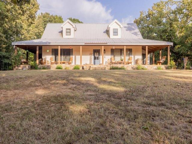 House for sale in Oakland, Mississippi