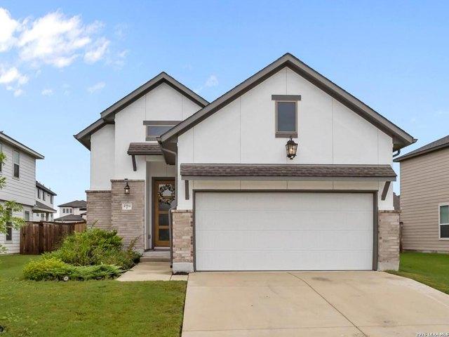 House for sale in Marion, Texas