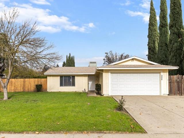 Townhouse for rent in Sacramento, California