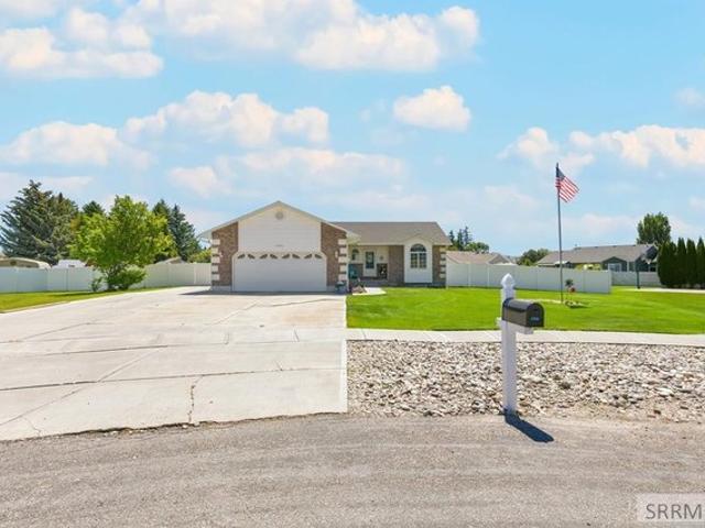 House for sale in Iona, Idaho