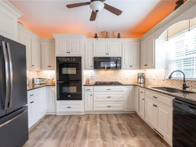 House for sale in Oakwood, Georgia