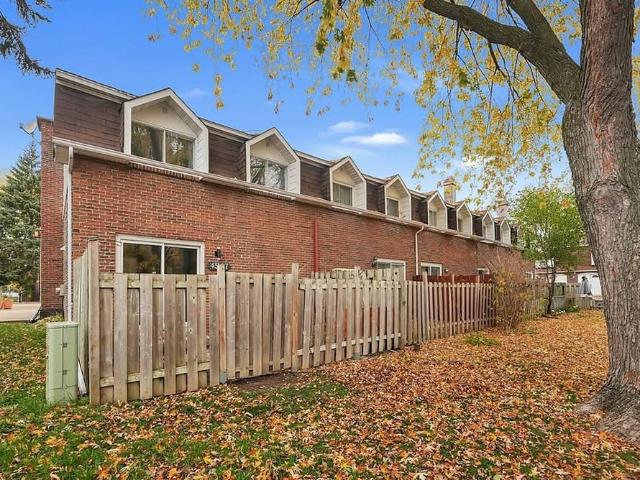 House for rent in Dollard-des-Ormeaux, Montréal (région administrative)