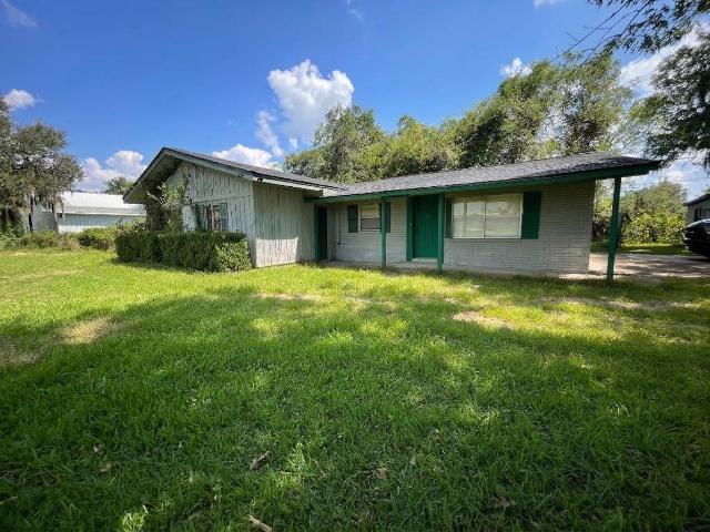 House for sale in Brazoria, Brazoria County