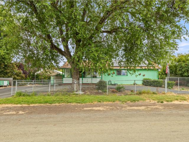 House for sale in Oregonia