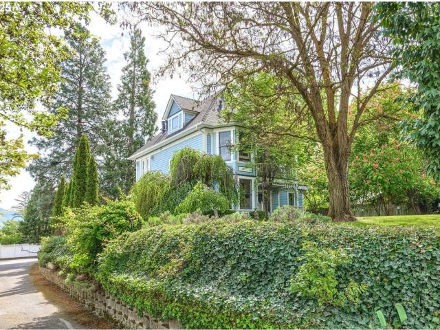 House for sale in Ashland, Oregon