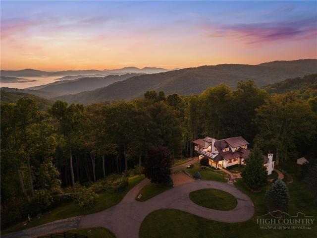 House for sale in Elk Park, Avery County
